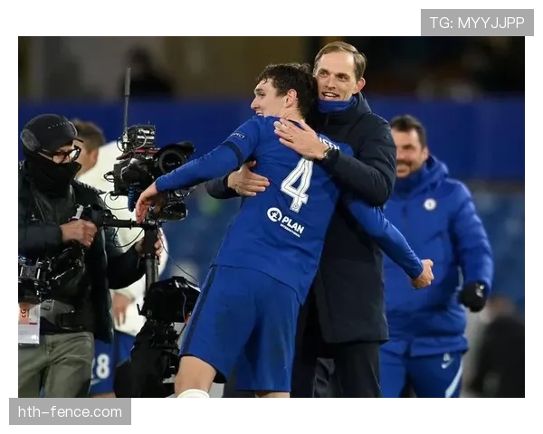 图赫尔与瓜迪奥拉战术较量分析,足球智慧的较量与未来发展趋势 图赫尔与瓜迪奥拉战术较量分析,足球智慧的较量与未来发展趋势