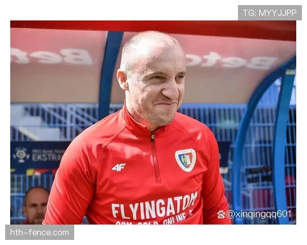 国安遭遇新帅危机，球迷质疑：打法混乱是争冠路上最大拦路虎？